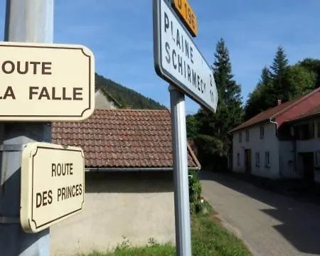 Le De La Falle *